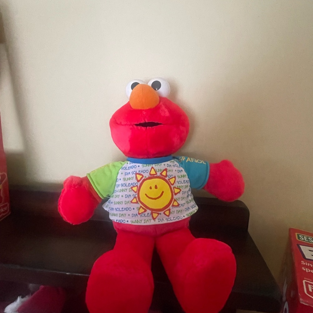 Sunny day Elmo.